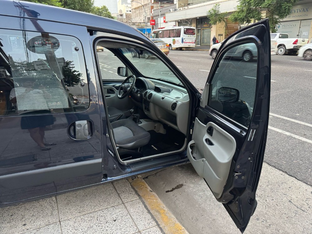 Renault 2012 kangoo 1.6 — foto 6